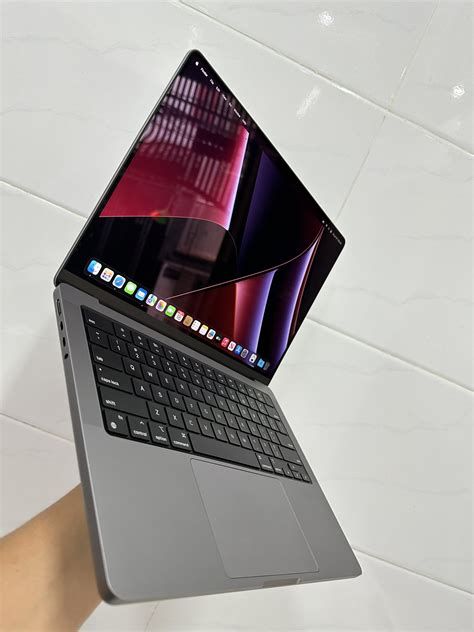 Is the Macbook Neo A18 Pro 2026 better than the Macbook Pro 14 M2 2023? We Tested Both